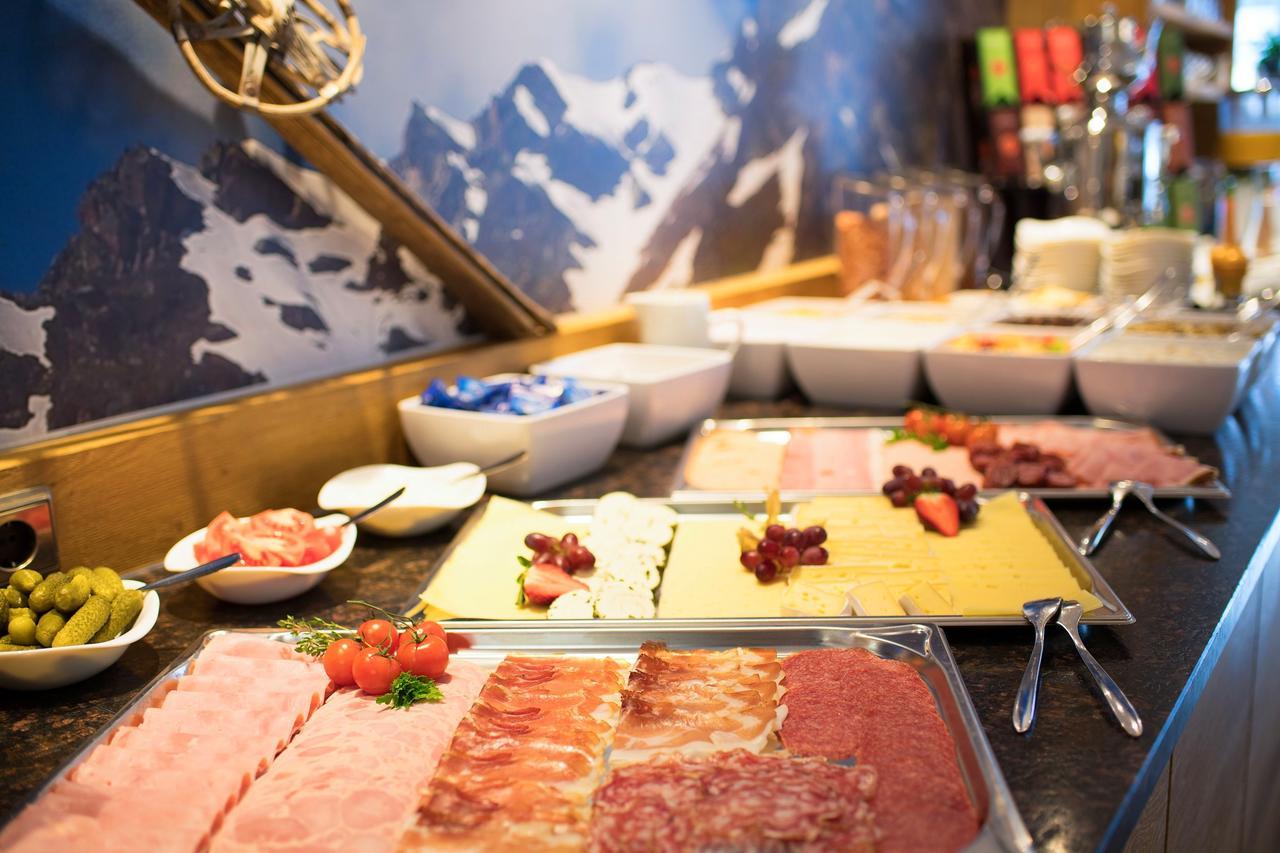 Alpinhotel Monte Superior - Silvretta Card Premium Betrieb Galtuer Luaran gambar